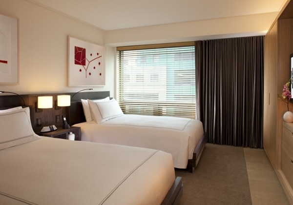 2 DOUBLE BEDS DELUXE SUITE