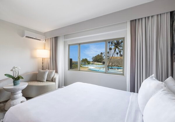 Makai Tower Ocean View Two Queen Beds Tw