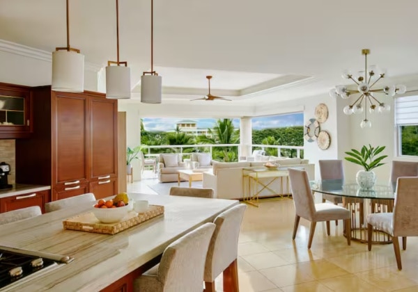 GARDEN 3BDRM LUXURY VILLA