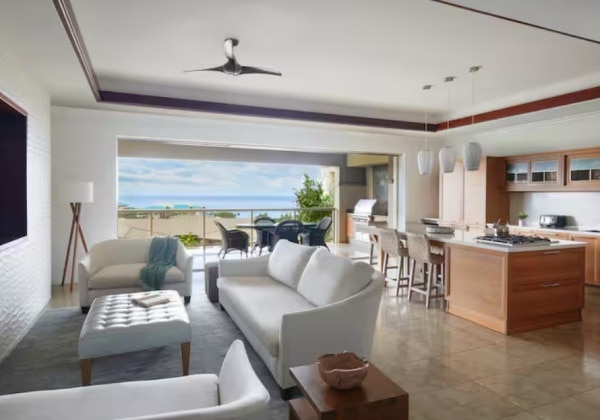 DLX OCEAN 3BDRM LUX VILLA