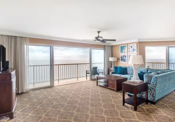 2 BDRM OCNFRNT KG 2TWN/1QN