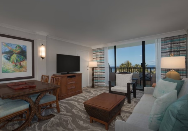 1 Bedroom Suite, 1 King, Sofa bed, Ocean