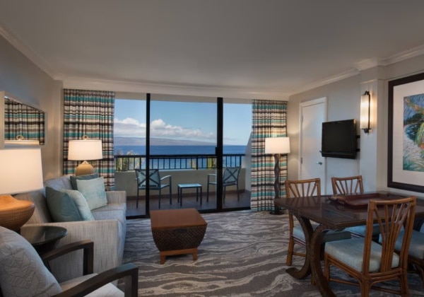 1 Bedroom Suite, 1 King, Sofa bed, Ocean