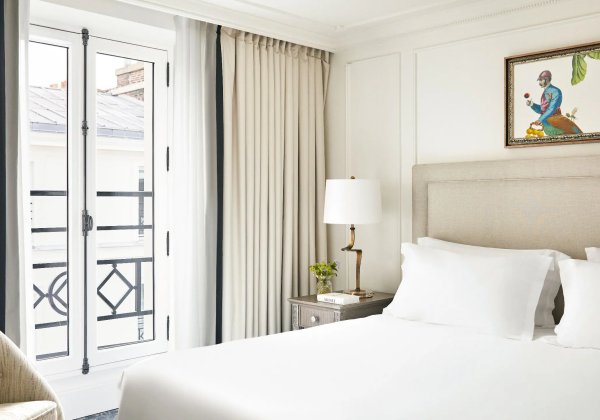 1 King Bed View Deluxe