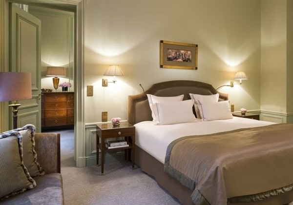Luxury Suite 2 Rooms