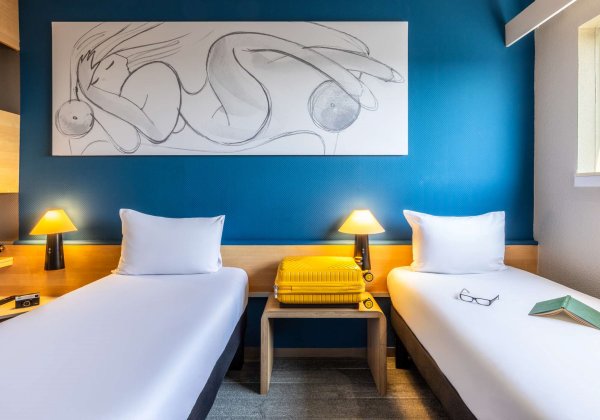 Standard Room With Two Single Beds