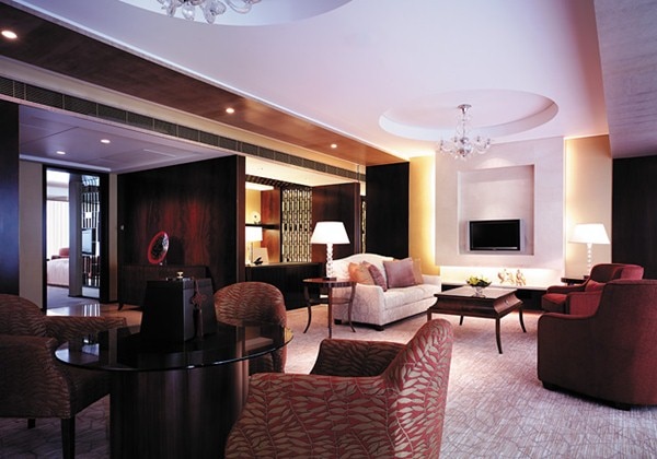 Valley Wing Grand Diplomat Suite