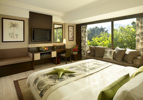Superior Hillview Room