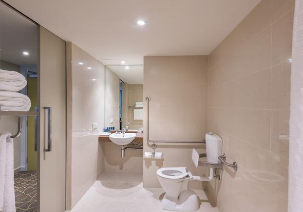 Guest Room, 1 King
