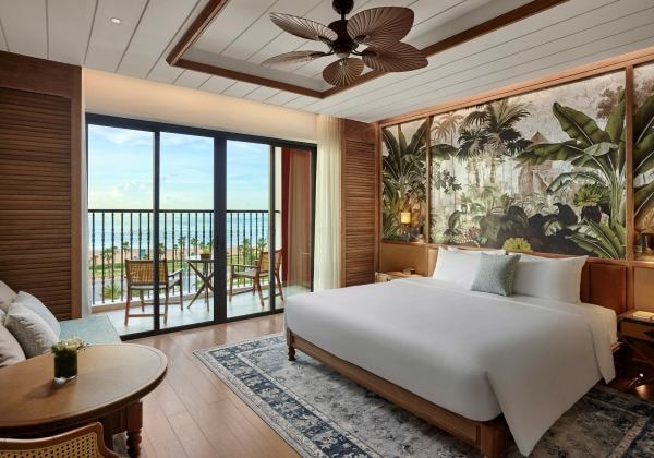 Superior King Room with Seaview