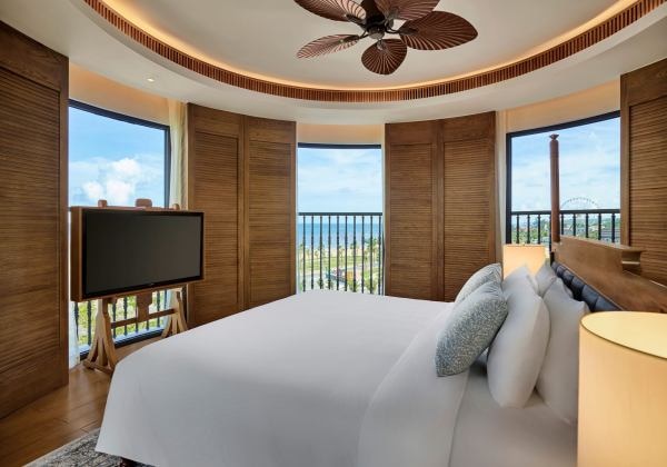 Admiral Suite With Ocean Front Seaview