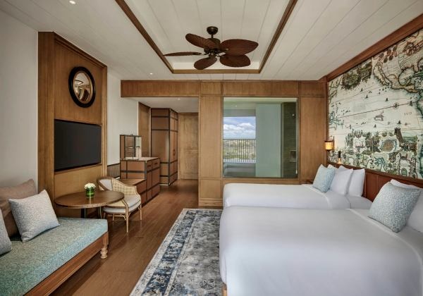 Superior Twin Room with Seaview