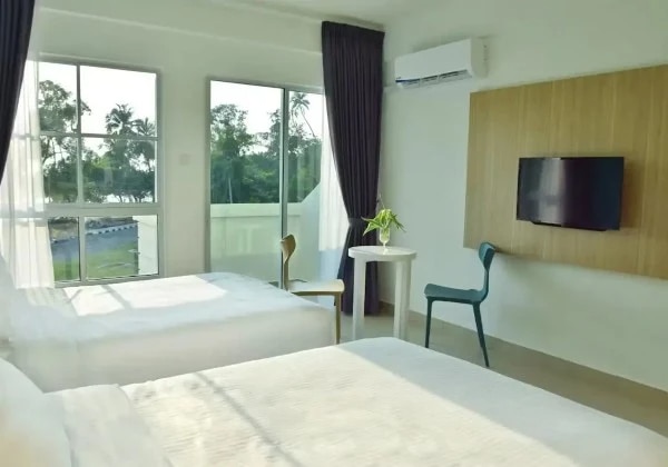 Deluxe Double or Twin Room