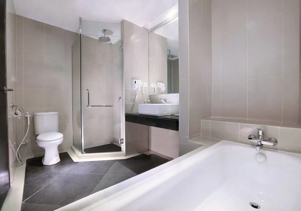BATHROOM DELUXE PREMIER ROOM