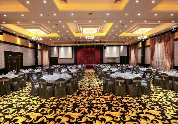 BALLROOM