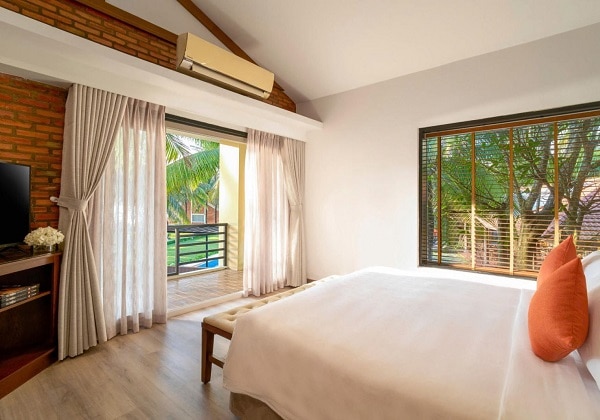 Deluxe Ocean View - Beach Zone