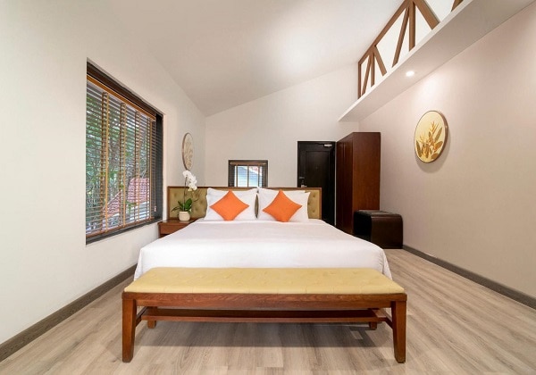 Deluxe Ocean View - Beach Zone