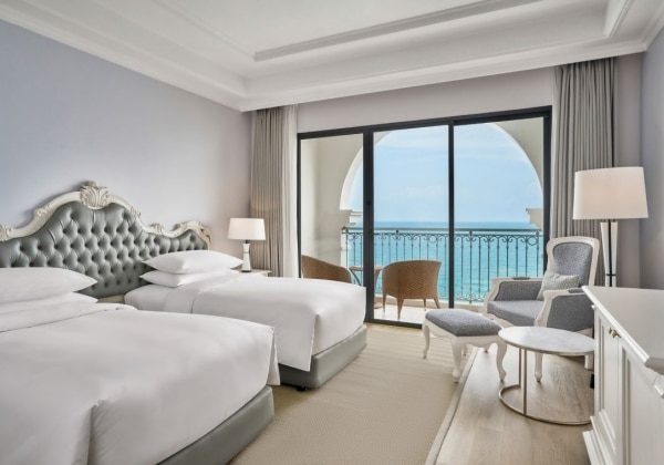 Deluxe Guest Room 2 Twin O/V Balcony