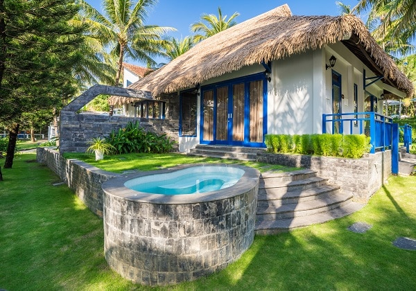 Villa with Jacuzzi