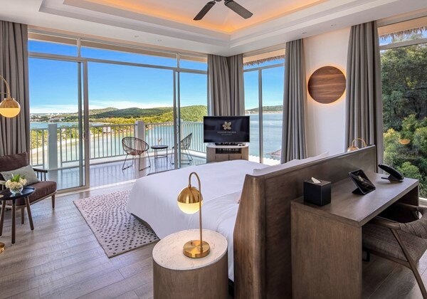 3Bedroom Ocean Villa with Private Pool