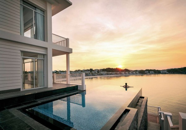 4 Bedroom On The Rock Pool Villa