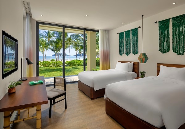 Beachfront Pool Villa