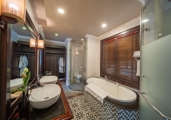 Premier Deluxe with Balcony or Terrace