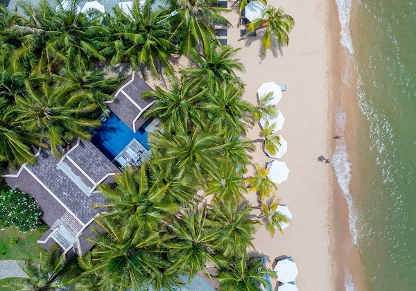 Impeccable Beach Step Villa