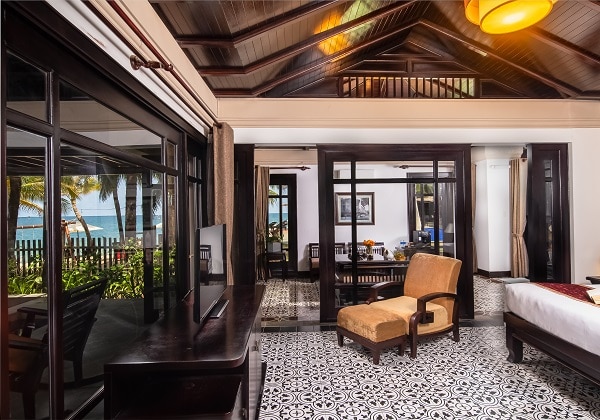 Impeccable Beach Step Villa