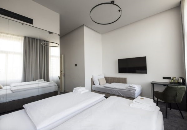 Superior Triple Room