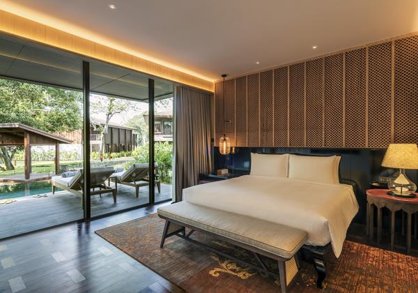 Private Pool Suite