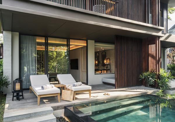 Private Pool Suite