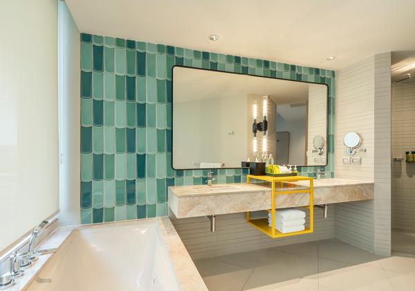 1 Bedroom Suite Seaview Bay Tower 1 King