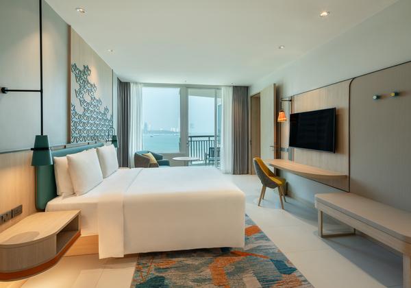 2BR Suite BeachviewBay Twr 1King 2Single