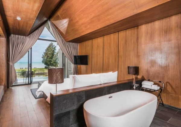 Oceanfront Pool Villa