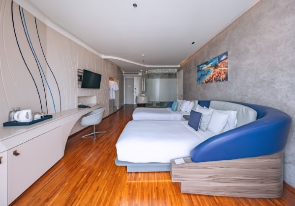 Deluxe Twin Bed Pool View