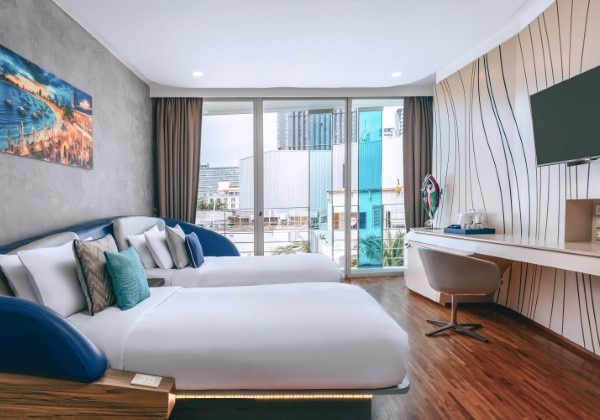 Deluxe Twin Bed Pool View