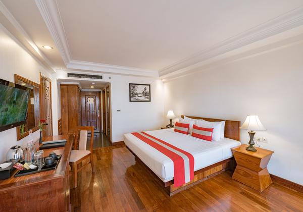 Premium Family Connecting