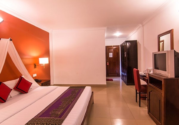 Superior Double Room with Balcony