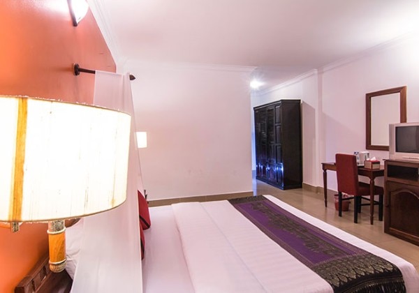Superior Double Room with Balcony