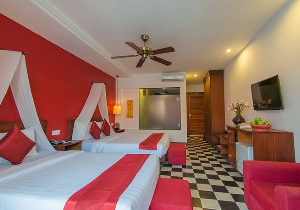 Deluxe Twin Room with Balcony