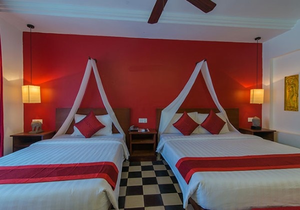 Deluxe Twin Room with Balcony