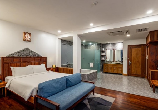 King Suite with Balcony