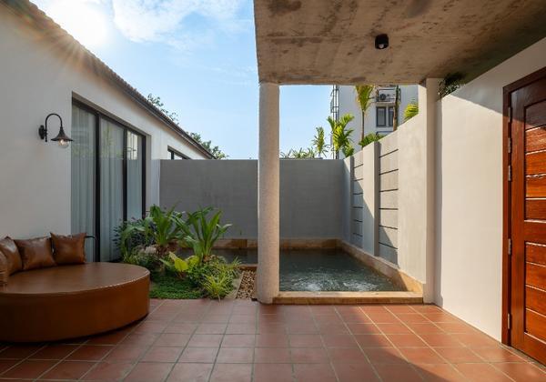 Pavilion Pool Suite 2 Bedroom