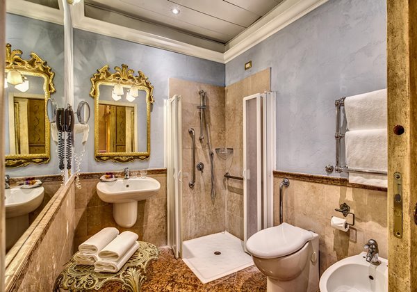 Classic Room Bathroom