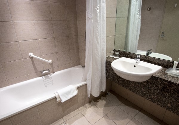 Standard Bath Room