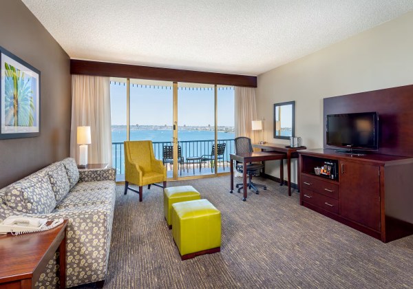 Bay View Suite