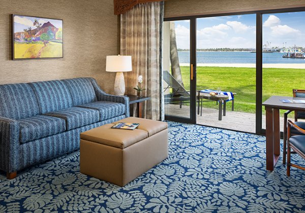 Beachfront Suite