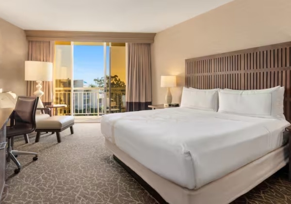 COASTAL GOLF VIEW 1 KING