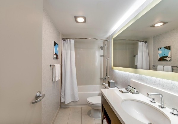 Guest Room Bathroom